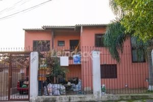 Casa à venda com 218m², 3 dormitórios, 2 suítes, 4 vagas no bairro Partenon em Porto Alegre - Foto 44