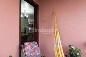 Casa à venda com 218m², 3 dormitórios, 2 suítes, 4 vagas no bairro Partenon em Porto Alegre - Foto 8