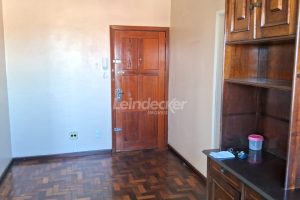 Apartamento à venda com 527m², 2 dormitórios, 1 vaga no bairro Santo Antônio em Porto Alegre - Foto 4