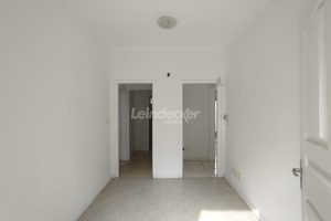 Casa comercial à venda com 270m² no bairro Santo Antônio em Porto Alegre - Foto 10