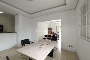 Casa comercial à venda com 270m² no bairro Santo Antônio em Porto Alegre - Foto 14