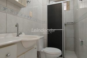 Casa comercial à venda com 270m² no bairro Santo Antônio em Porto Alegre - Foto 16