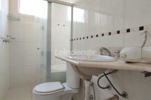 Casa comercial à venda com 270m² no bairro Santo Antônio em Porto Alegre - Foto 28