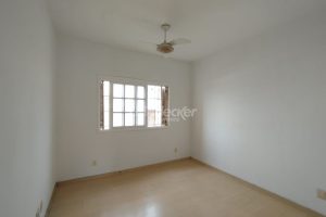 Casa comercial à venda com 270m² no bairro Santo Antônio em Porto Alegre - Foto 30