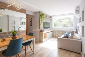 Apartamento à venda com 68m², 3 dormitórios, 1 suíte, 1 vaga no bairro Jardim Italia em Porto Alegre - Foto 1