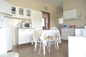 Casa à venda com 150m², 3 dormitórios, 4 vagas no bairro Partenon em Porto Alegre - Foto 16