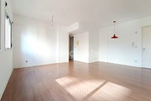 Apartamento à venda com 66m², 2 dormitórios, 1 suíte, 1 vaga no bairro Partenon em Porto Alegre - Foto 3