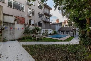 Casa à venda com 300m², 3 dormitórios, 2 vagas no bairro Petrópolis em Porto Alegre - Foto 38