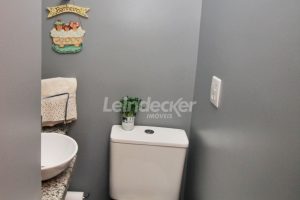 Apartamento à venda com 106m², 3 dormitórios, 1 suíte, 1 vaga no bairro Centro Histórico em Porto Alegre - Foto 13