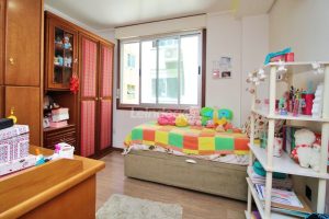 Apartamento à venda com 106m², 3 dormitórios, 1 suíte, 1 vaga no bairro Centro Histórico em Porto Alegre - Foto 12