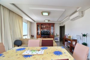 Apartamento à venda com 106m², 3 dormitórios, 1 suíte, 1 vaga no bairro Centro Histórico em Porto Alegre - Foto 1