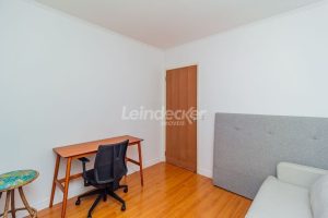Apartamento à venda com 53m², 2 dormitórios, 1 vaga no bairro Auxiliadora em Porto Alegre - Foto 19