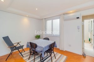 Apartamento à venda com 53m², 2 dormitórios, 1 vaga no bairro Auxiliadora em Porto Alegre - Foto 20