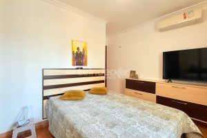 Sobrado à venda com 145m², 2 dormitórios, 2 vagas no bairro Santana em Porto Alegre - Foto 9