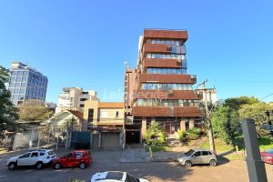 Sobrado à venda com 145m², 2 dormitórios, 2 vagas no bairro Santana em Porto Alegre - Foto 17