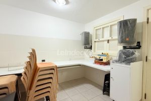 Sobrado à venda com 145m², 2 dormitórios, 2 vagas no bairro Santana em Porto Alegre - Foto 32