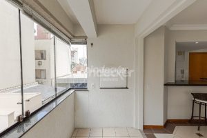 Apartamento à venda com 89m², 2 dormitórios, 1 suíte, 1 vaga no bairro Petrópolis em Porto Alegre - Foto 10
