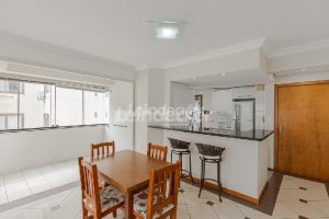 Apartamento à venda com 89m², 2 dormitórios, 1 suíte, 1 vaga no bairro Petrópolis em Porto Alegre - Foto 7