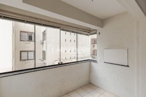 Apartamento à venda com 89m², 2 dormitórios, 1 suíte, 1 vaga no bairro Petrópolis em Porto Alegre - Foto 9