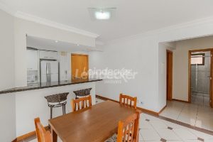 Apartamento à venda com 89m², 2 dormitórios, 1 suíte, 1 vaga no bairro Petrópolis em Porto Alegre - Foto 6