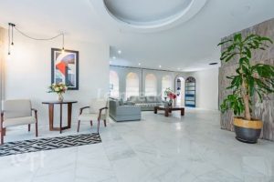 Apartamento à venda com 107m², 3 dormitórios, 1 suíte, 1 vaga no bairro Independência em Porto Alegre - Foto 4