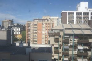 Apartamento à venda com 107m², 3 dormitórios, 1 suíte, 1 vaga no bairro Independência em Porto Alegre - Foto 17