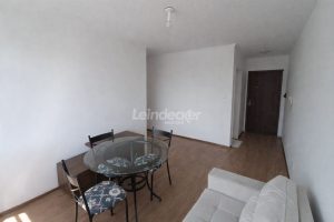 Apartamento à venda com 53m², 2 dormitórios no bairro Menino Deus em Porto Alegre - Foto 2