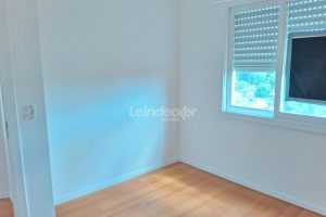 Cobertura à venda com 158m², 3 dormitórios, 1 suíte, 2 vagas no bairro Chácara das Pedras em Porto Alegre - Foto 18