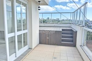 Cobertura à venda com 158m², 3 dormitórios, 1 suíte, 2 vagas no bairro Chácara das Pedras em Porto Alegre - Foto 3