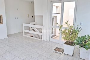 Cobertura à venda com 158m², 3 dormitórios, 1 suíte, 2 vagas no bairro Chácara das Pedras em Porto Alegre - Foto 6