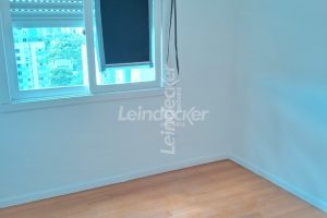 Cobertura à venda com 158m², 3 dormitórios, 1 suíte, 2 vagas no bairro Chácara das Pedras em Porto Alegre - Foto 23