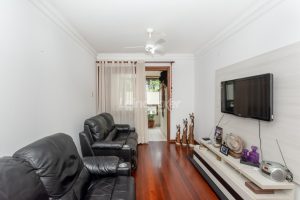 Apartamento à venda com 98m², 3 dormitórios, 1 suíte, 1 vaga no bairro Menino Deus em Porto Alegre - Foto 7