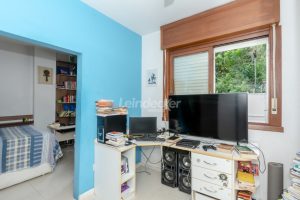 Apartamento à venda com 98m², 3 dormitórios, 1 suíte, 1 vaga no bairro Menino Deus em Porto Alegre - Foto 17
