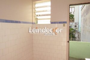 Casa à venda com 124m², 4 dormitórios no bairro Petrópolis em Porto Alegre - Foto 10