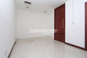 Salas/Conjuntos à venda com 150m² no bairro Centro Histórico em Porto Alegre - Foto 20