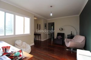 Cobertura à venda com 123m², 2 dormitórios, 1 suíte, 1 vaga no bairro Petrópolis em Porto Alegre - Foto 4