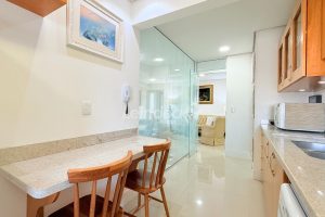 Apartamento à venda com 135m², 3 dormitórios, 3 suítes, 2 vagas no bairro Petrópolis em Porto Alegre - Foto 21