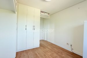 Apartamento à venda com 135m², 3 dormitórios, 3 suítes, 2 vagas no bairro Petrópolis em Porto Alegre - Foto 16