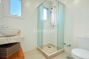Apartamento à venda com 135m², 3 dormitórios, 3 suítes, 2 vagas no bairro Petrópolis em Porto Alegre - Foto 17