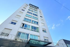 Apartamento à venda com 135m², 3 dormitórios, 3 suítes, 2 vagas no bairro Petrópolis em Porto Alegre - Foto 33