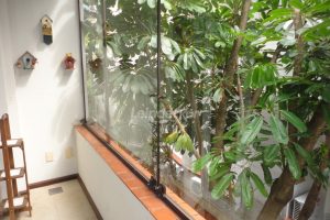 Apartamento à venda com 89m², 2 dormitórios, 1 vaga no bairro Rio Branco em Porto Alegre - Foto 2