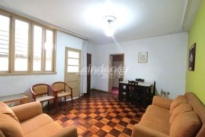 Apartamento à venda com 75m², 2 dormitórios no bairro Partenon em Porto Alegre - Foto 1