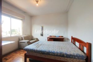 Apartamento à venda com 75m², 2 dormitórios no bairro Partenon em Porto Alegre - Foto 7