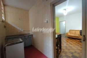 Apartamento à venda com 75m², 2 dormitórios no bairro Partenon em Porto Alegre - Foto 8
