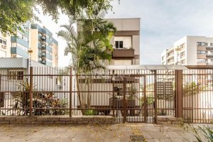 Cobertura à venda com 137m², 4 dormitórios, 1 vaga no bairro Passo d'Areia em Porto Alegre - Foto 1