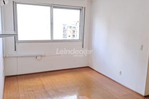 Apartamento à venda com 30m², 1 dormitório, 1 vaga no bairro Centro Histórico em Porto Alegre - Foto 2