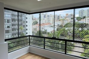 Apartamento à venda com 90m², 2 dormitórios, 1 vaga no bairro Petrópolis em Porto Alegre - Foto 3