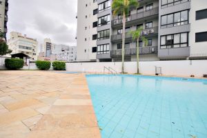 Apartamento à venda com 90m², 2 dormitórios, 1 vaga no bairro Petrópolis em Porto Alegre - Foto 26