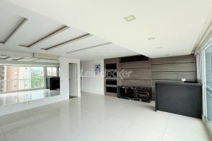 Apartamento à venda com 148m², 3 dormitórios, 3 suítes, 2 vagas no bairro Jardim Europa em Porto Alegre - Foto 2