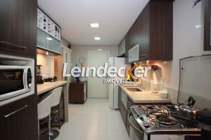 Apartamento à venda com 96m², 2 dormitórios, 1 suíte no bairro Rio Branco em Porto Alegre - Foto 4